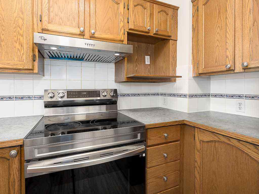 MLS® A2259179 - 100 Catalina Circle NE in Monterey Park Calgary, Residential