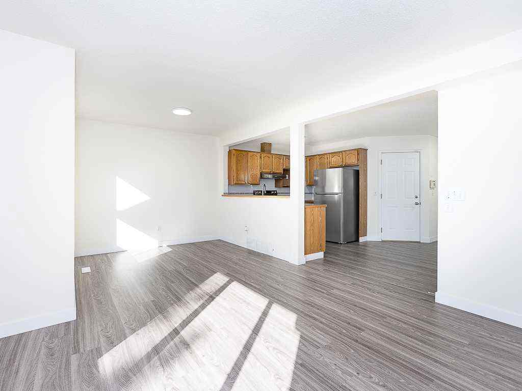 MLS® A2259179 - 100 Catalina Circle NE in Monterey Park Calgary, Residential