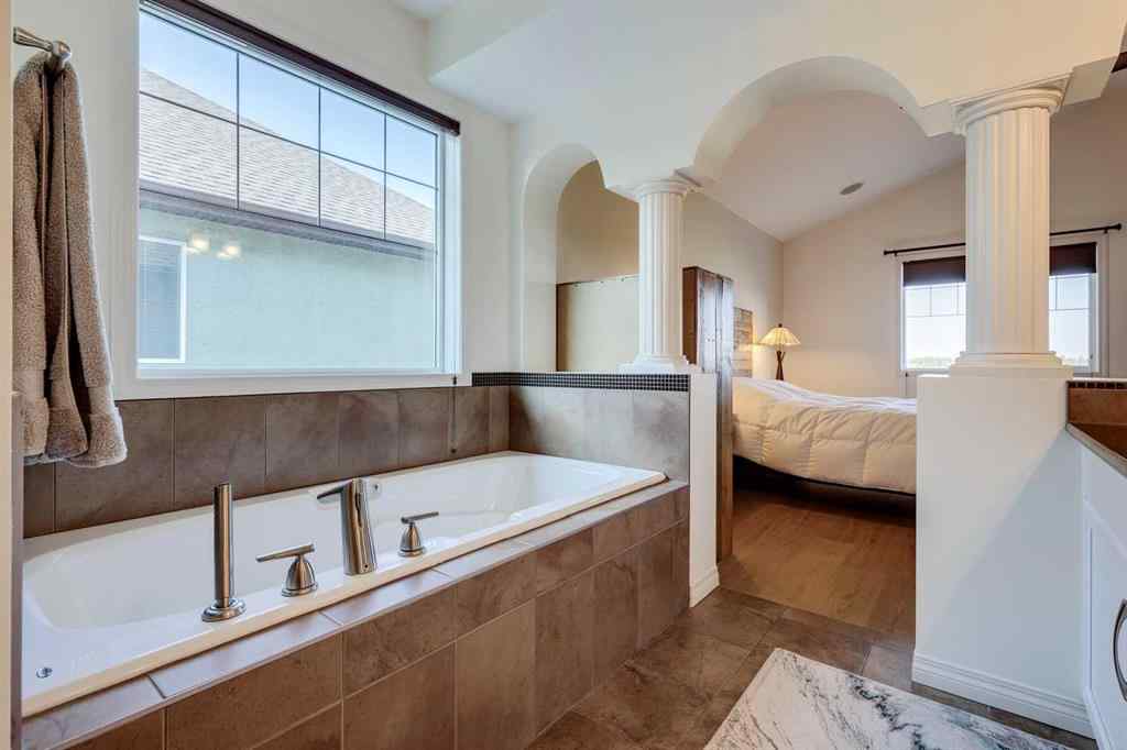 MLS® A2259180 - 40 Muirfield Close  in Lakes of Muirfield Lyalta, Residential