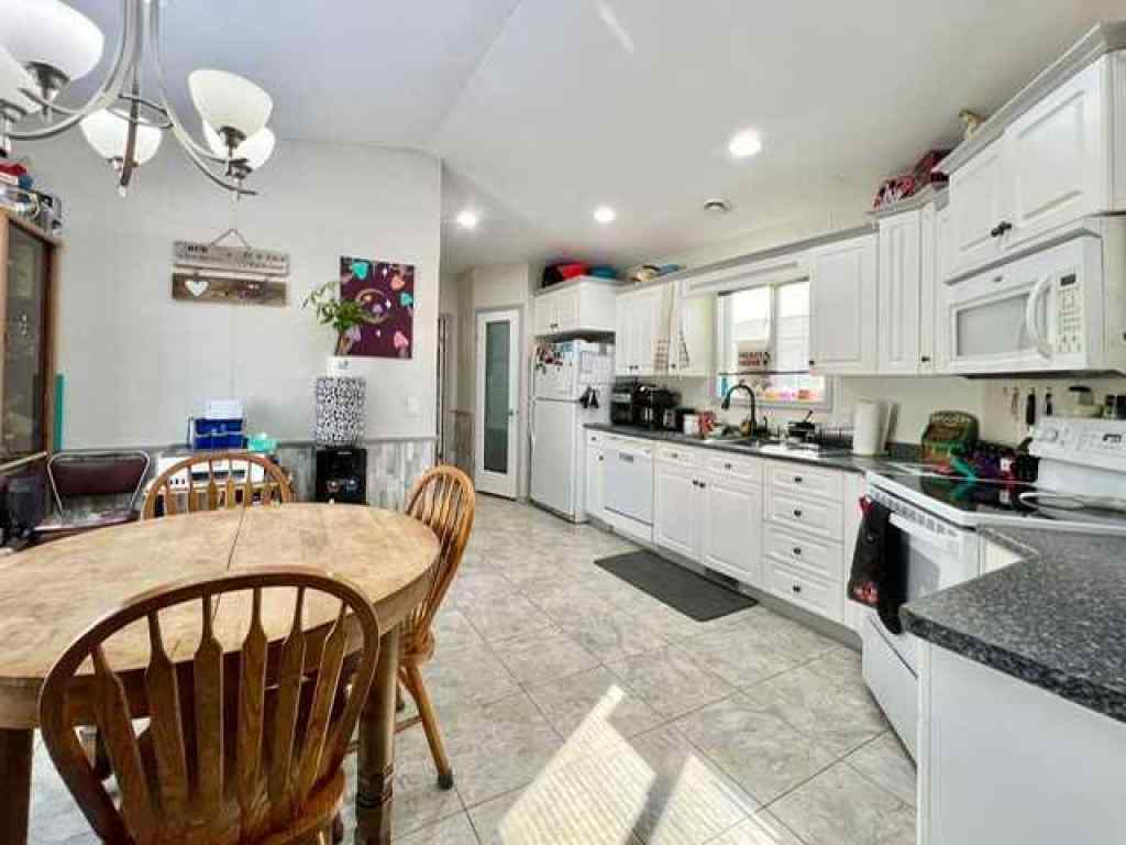 MLS® A2259188 - 10615 88 Street  in MH - Trumpeter Village Grande Prairie, Mobile