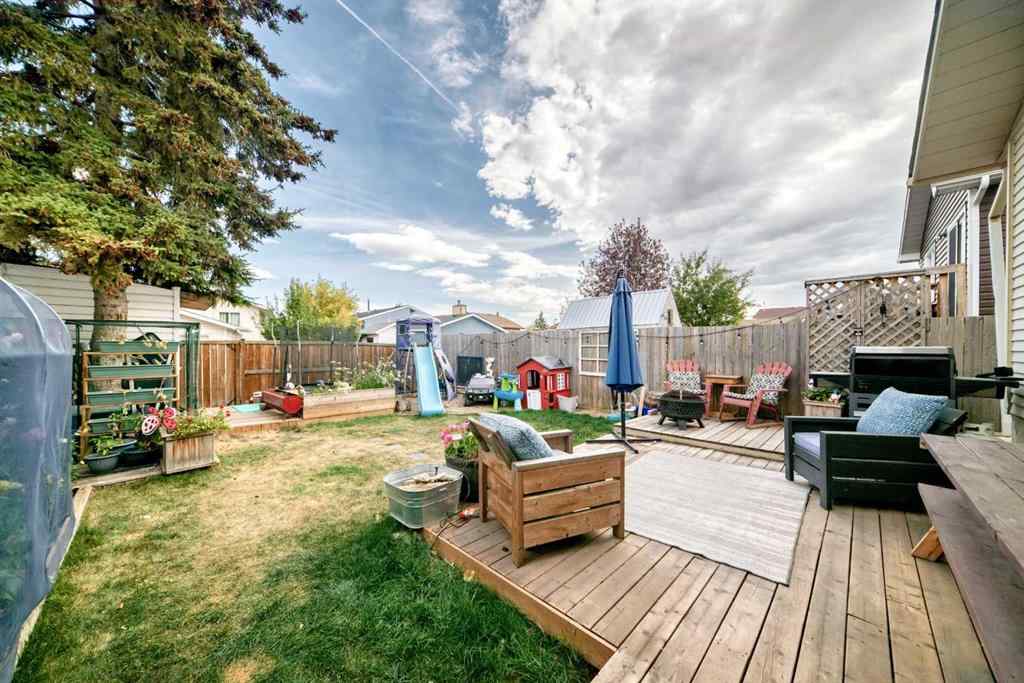MLS® A2259192 - 12 Taraglen Road NE in Taradale Calgary, Residential