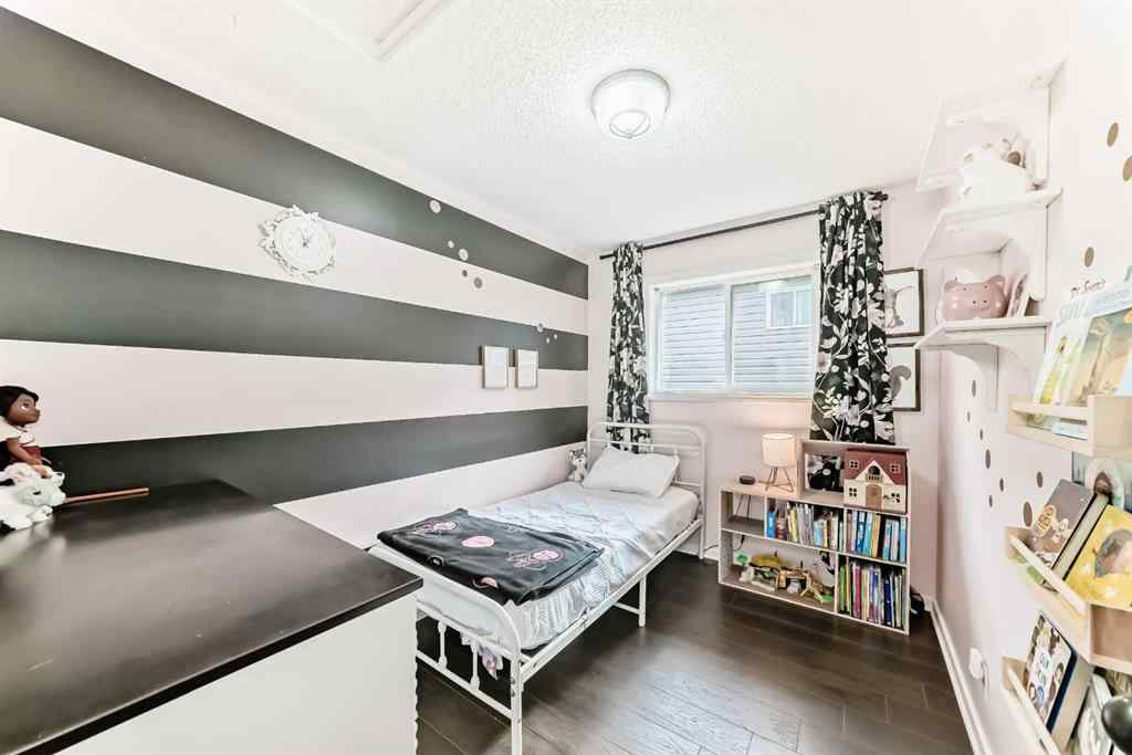 MLS® A2259192 - 12 Taraglen Road NE in Taradale Calgary, Residential