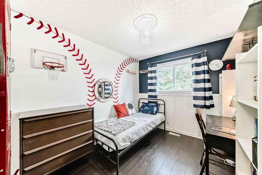 MLS® A2259192 - 12 Taraglen Road NE in Taradale Calgary, Residential