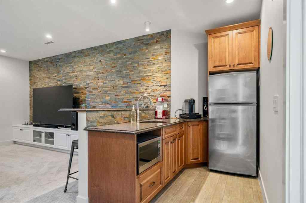 MLS® A2259194 - 161 Heritage Lake Boulevard  in NONE Heritage Pointe, Residential