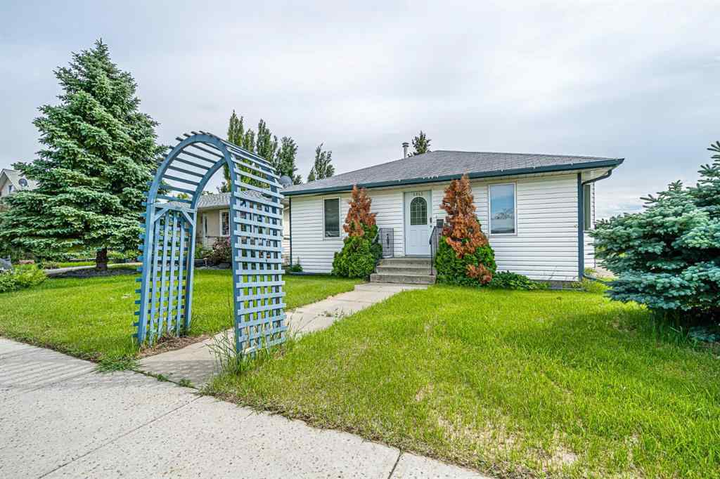 MLS® A2259200 - 4845 50 Avenue  in Kitscoty Kitscoty, Residential