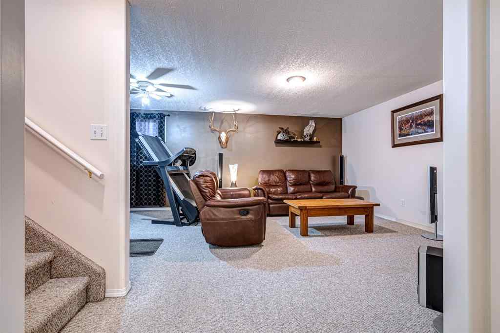 MLS® A2259200 - 4845 50 Avenue  in Kitscoty Kitscoty, Residential