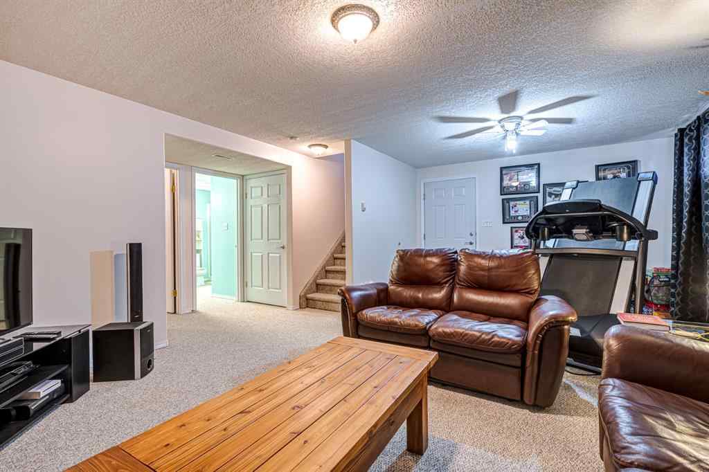 MLS® A2259200 - 4845 50 Avenue  in Kitscoty Kitscoty, Residential