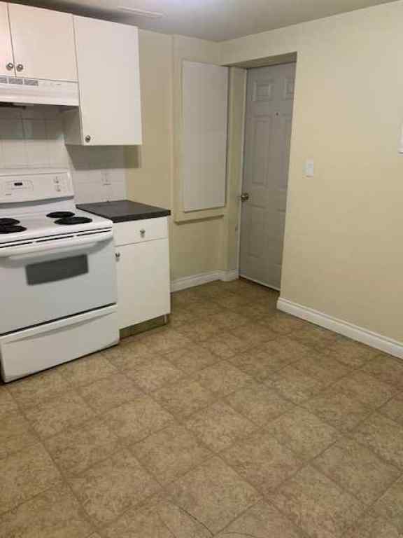 MLS® A2259201 - Unit #B 1219 Glacier Drive S in Henderson Lake Lethbridge, Rental