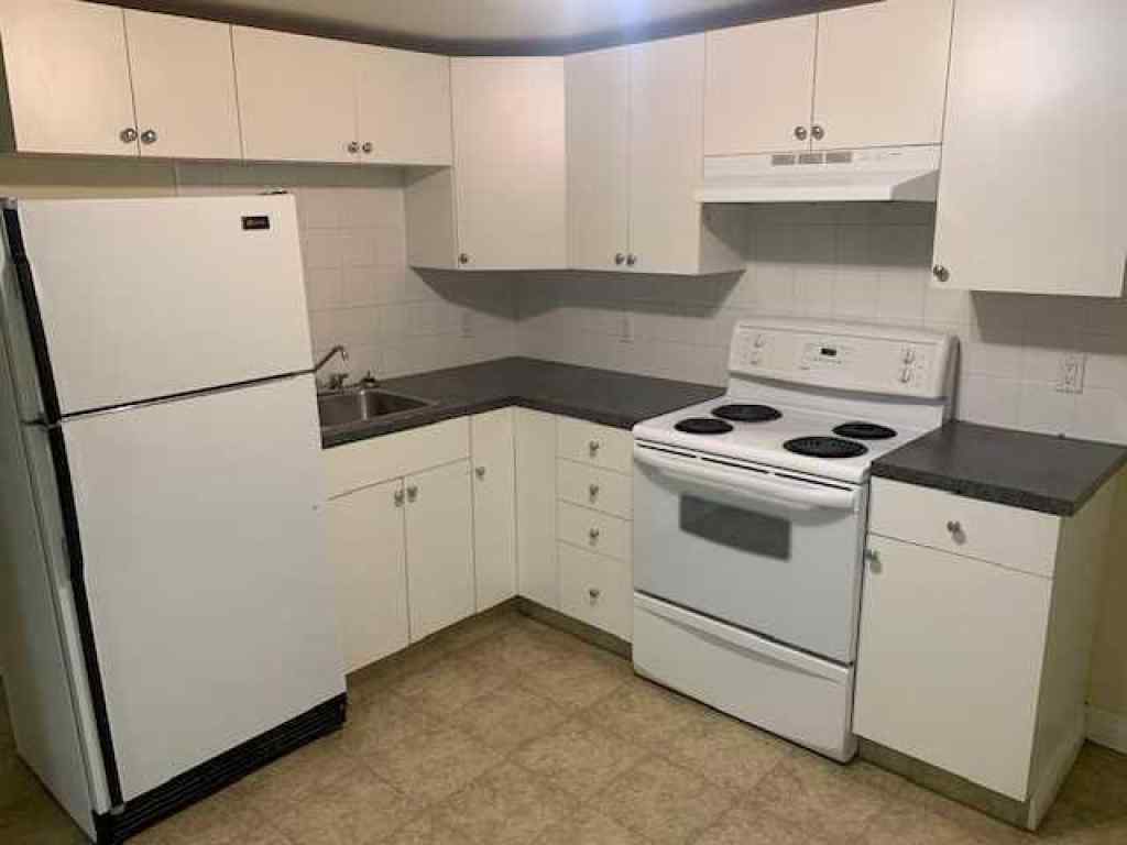 MLS® A2259201 - Unit #B 1219 Glacier Drive S in Henderson Lake Lethbridge, Rental