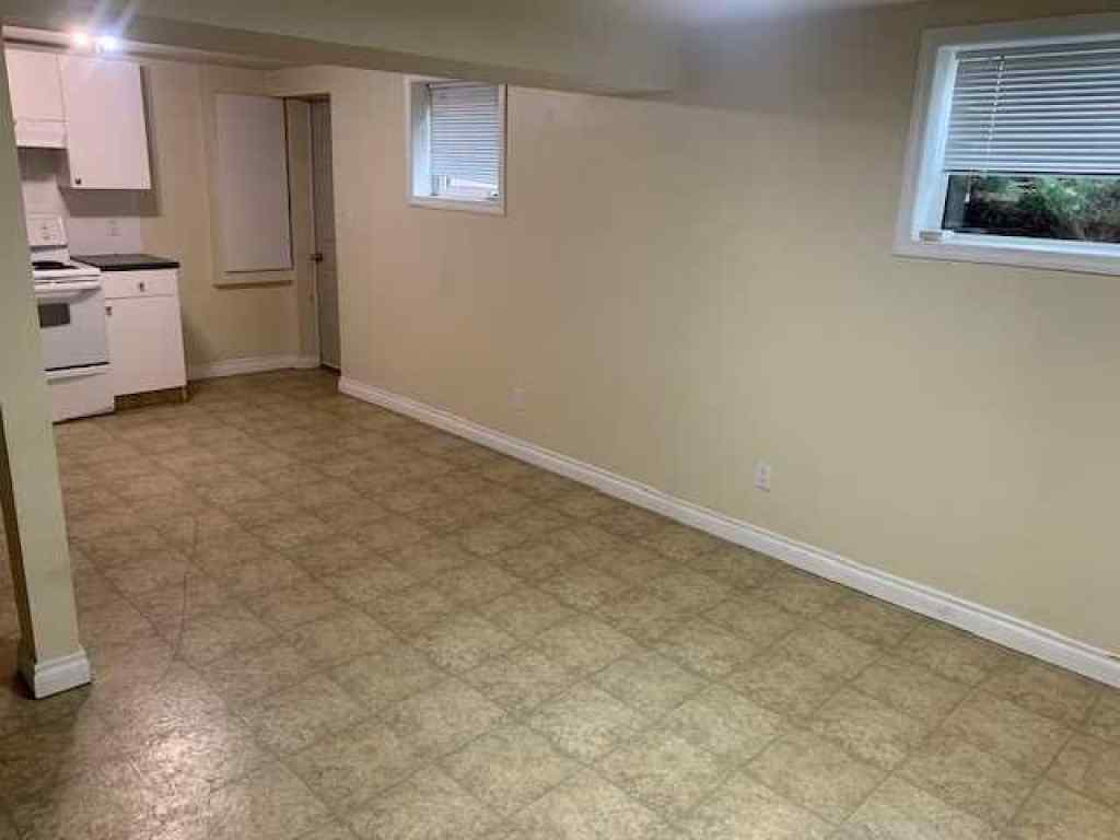 MLS® A2259201 - Unit #B 1219 Glacier Drive S in Henderson Lake Lethbridge, Rental