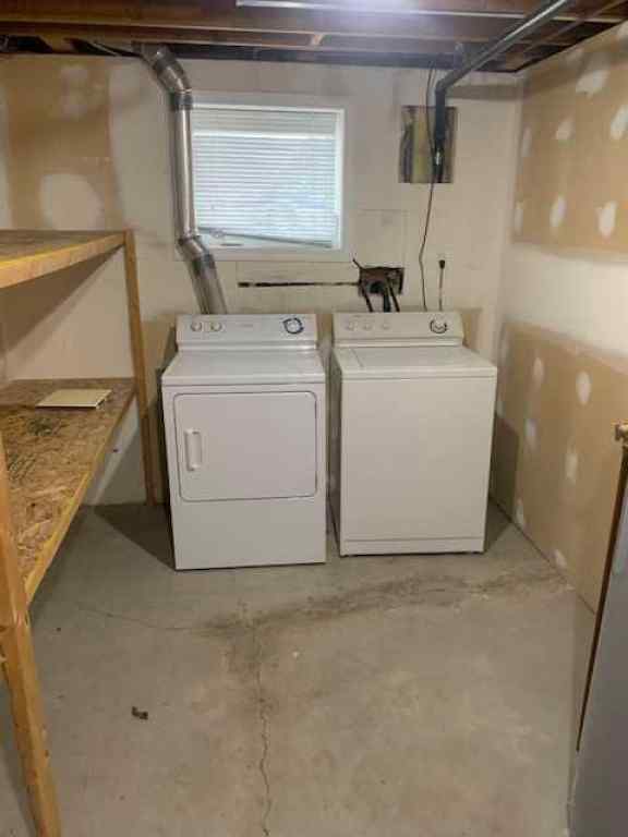 MLS® A2259201 - Unit #B 1219 Glacier Drive S in Henderson Lake Lethbridge, Rental