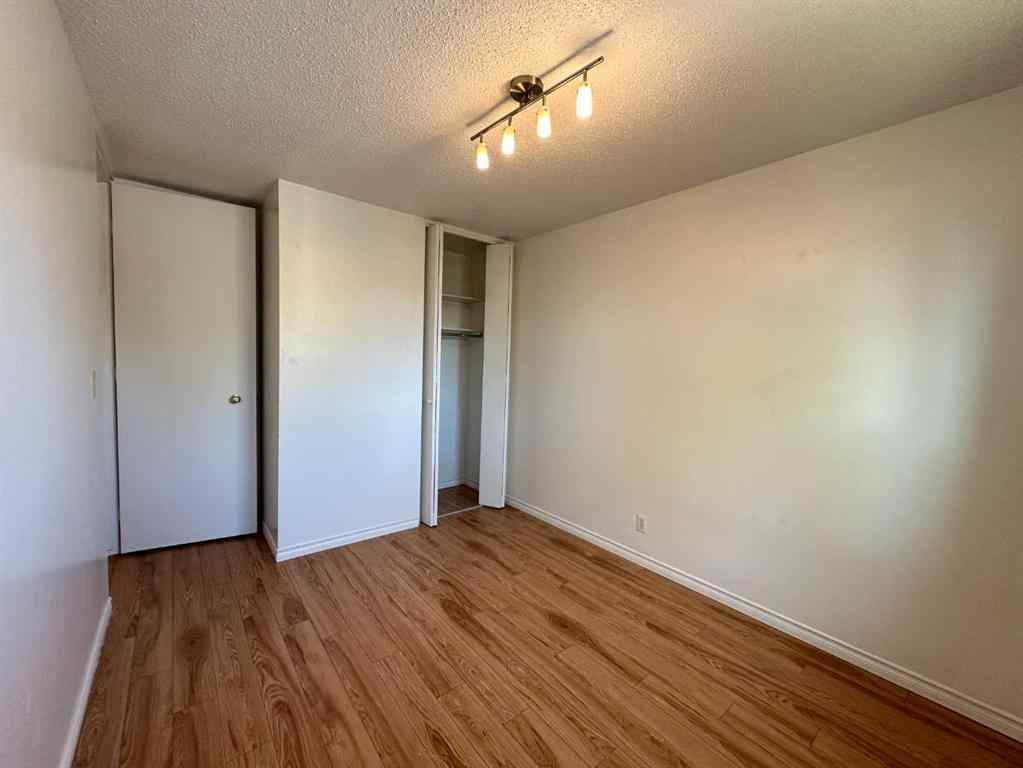 MLS® A2259210 - 121 Huntford Close NE in Huntington Hills Calgary, Residential