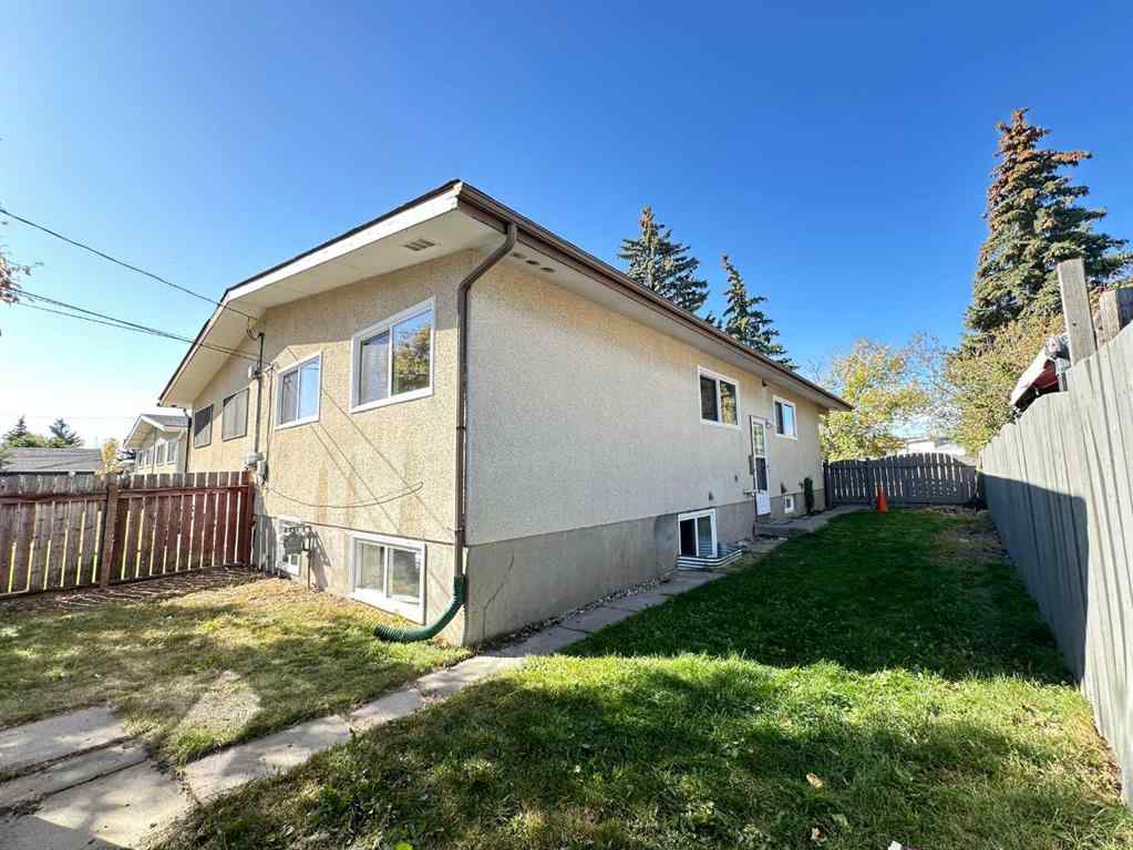 MLS® A2259210 - 121 Huntford Close NE in Huntington Hills Calgary, Residential