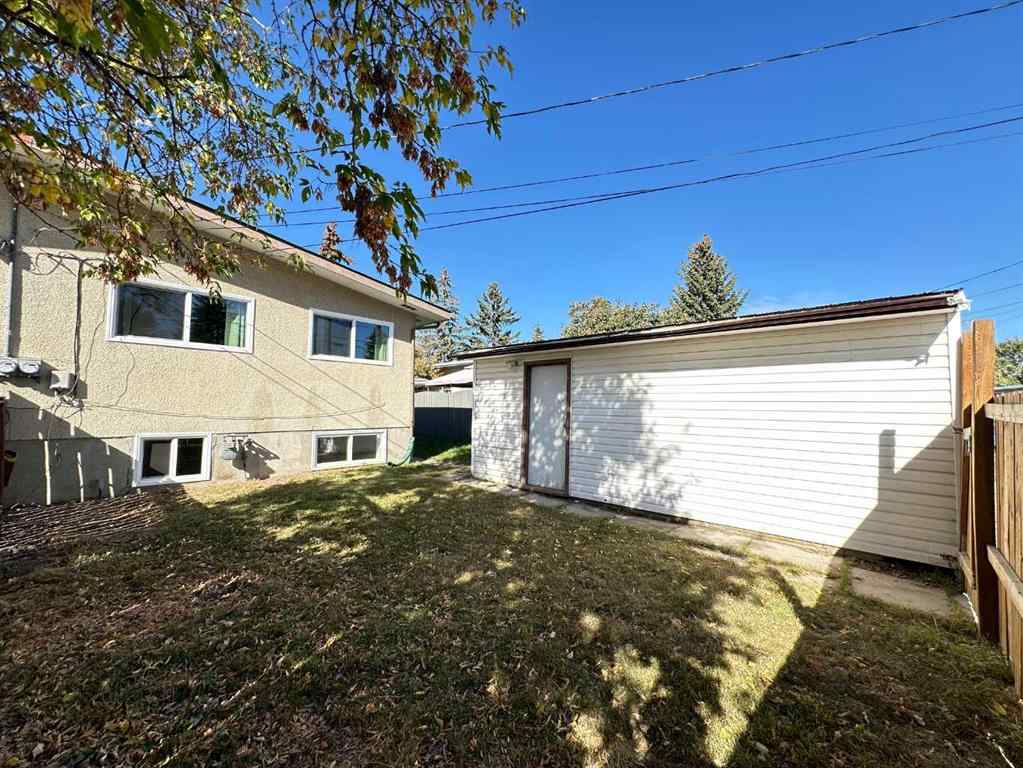 MLS® A2259210 - 121 Huntford Close NE in Huntington Hills Calgary, Residential