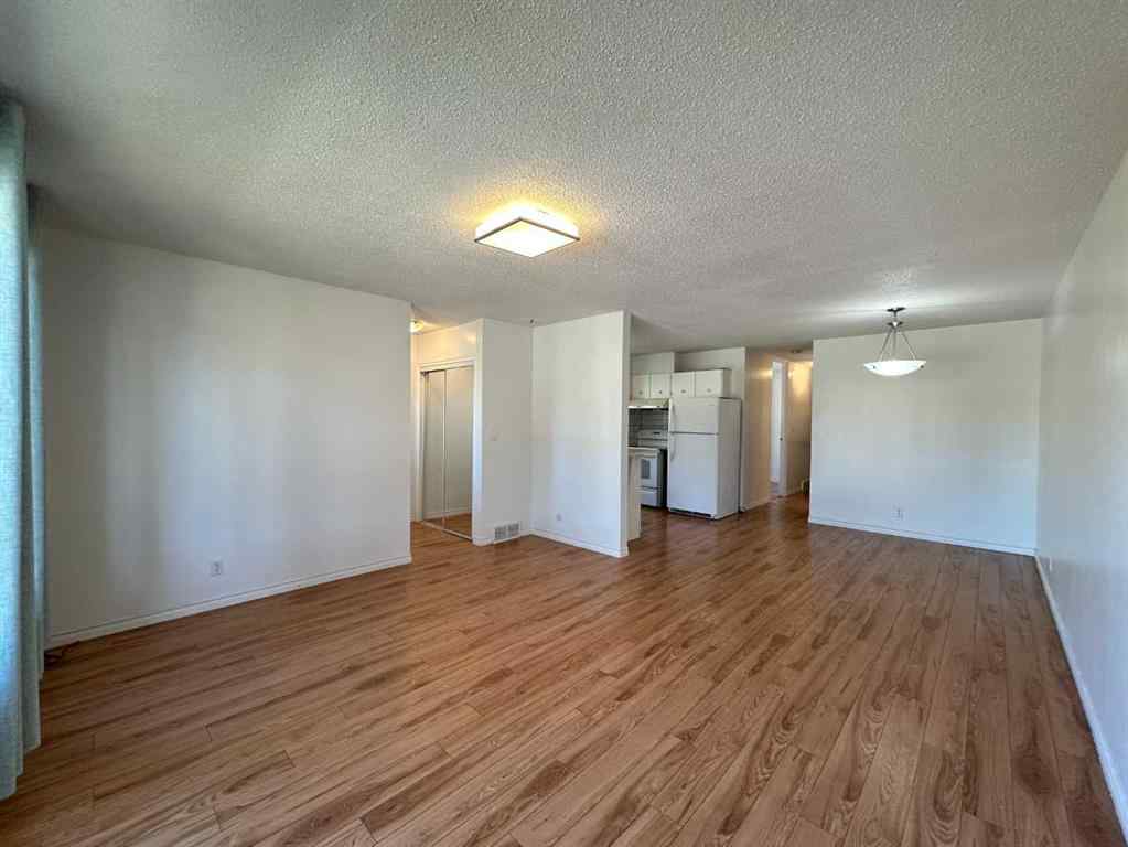 MLS® A2259210 - 121 Huntford Close NE in Huntington Hills Calgary, Residential