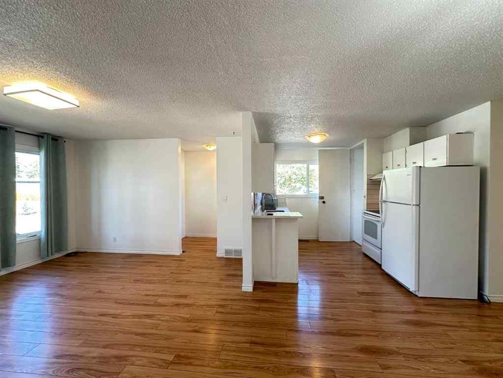 MLS® A2259210 - 121 Huntford Close NE in Huntington Hills Calgary, Residential