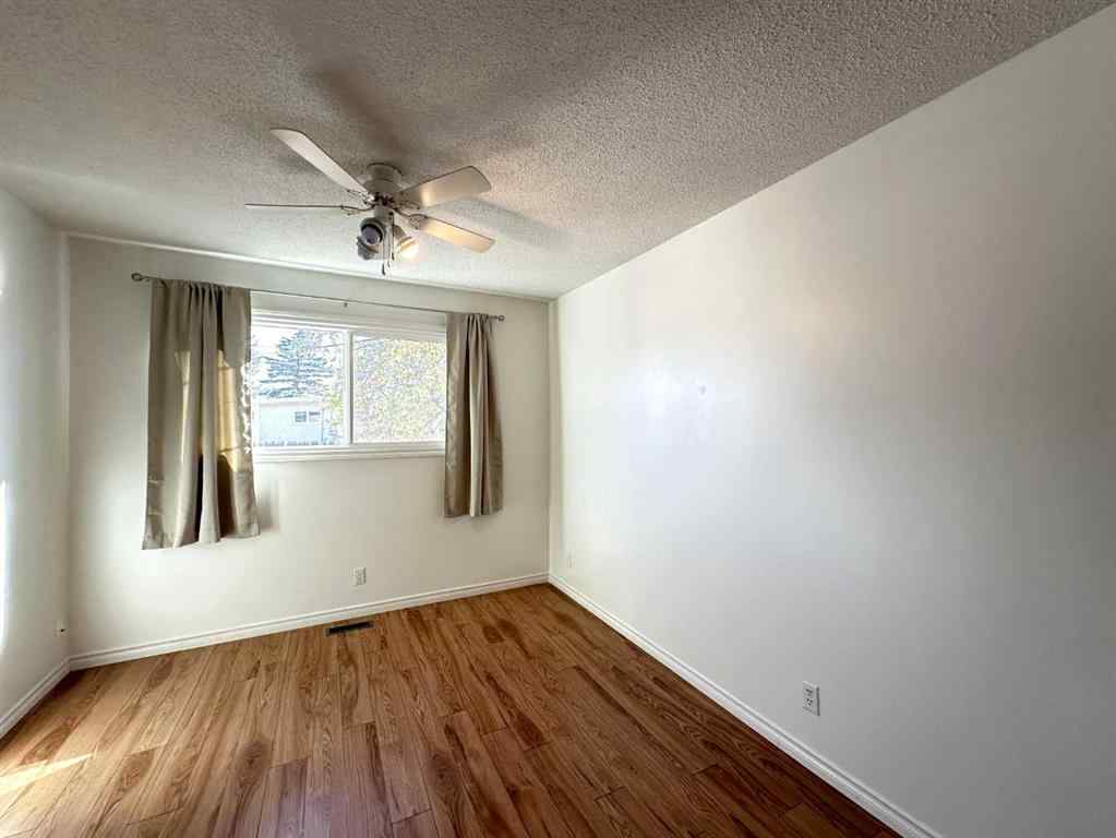 MLS® A2259210 - 121 Huntford Close NE in Huntington Hills Calgary, Residential