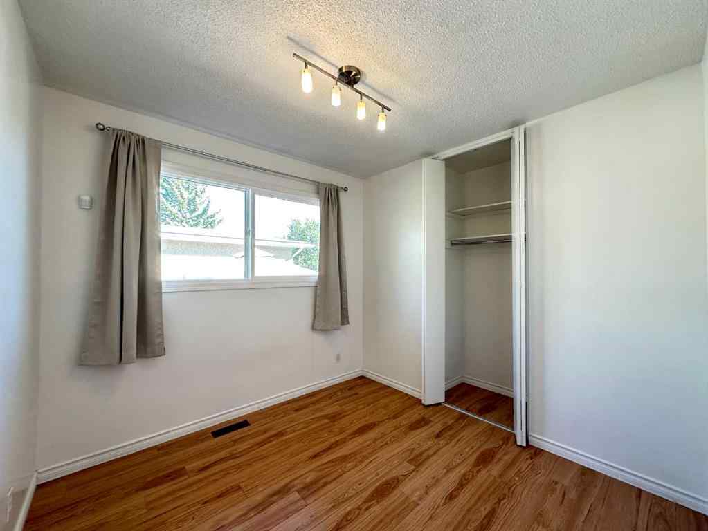 MLS® A2259210 - 121 Huntford Close NE in Huntington Hills Calgary, Residential