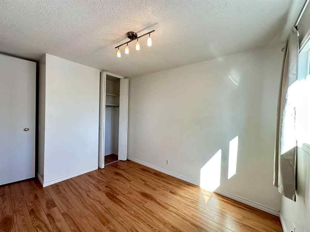 MLS® A2259210 - 121 Huntford Close NE in Huntington Hills Calgary, Residential