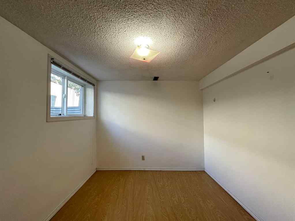 MLS® A2259210 - 121 Huntford Close NE in Huntington Hills Calgary, Residential