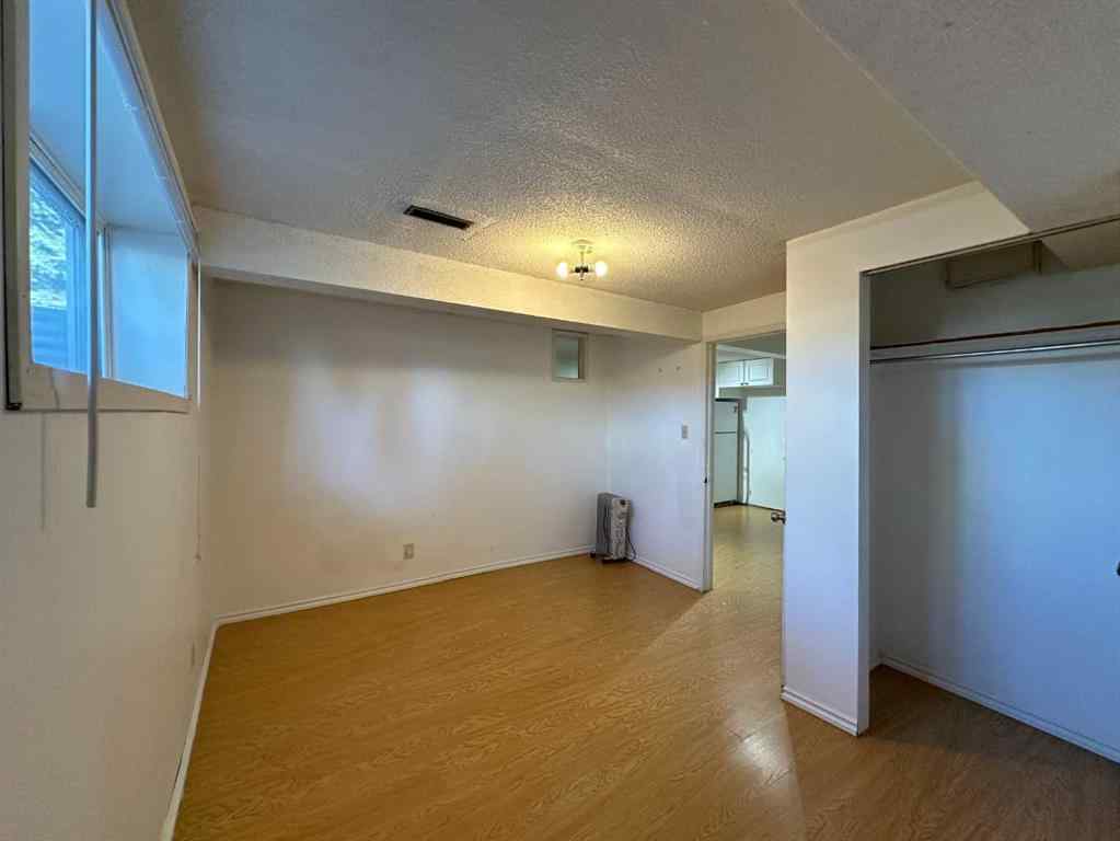 MLS® A2259210 - 121 Huntford Close NE in Huntington Hills Calgary, Residential