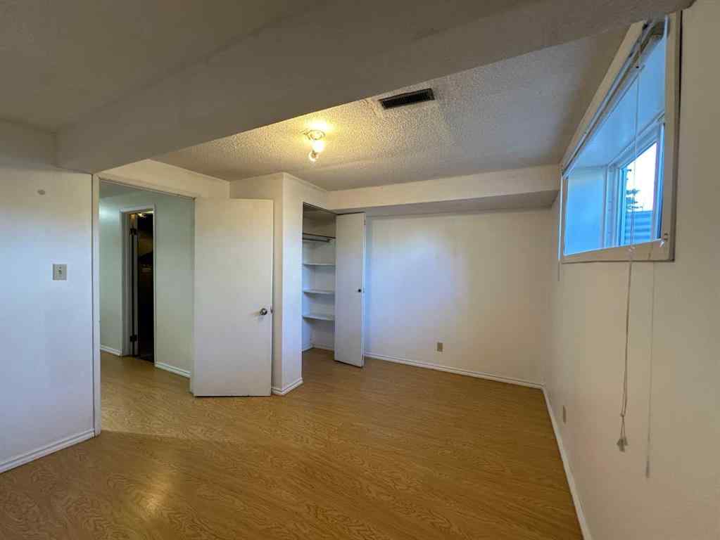 MLS® A2259210 - 121 Huntford Close NE in Huntington Hills Calgary, Residential