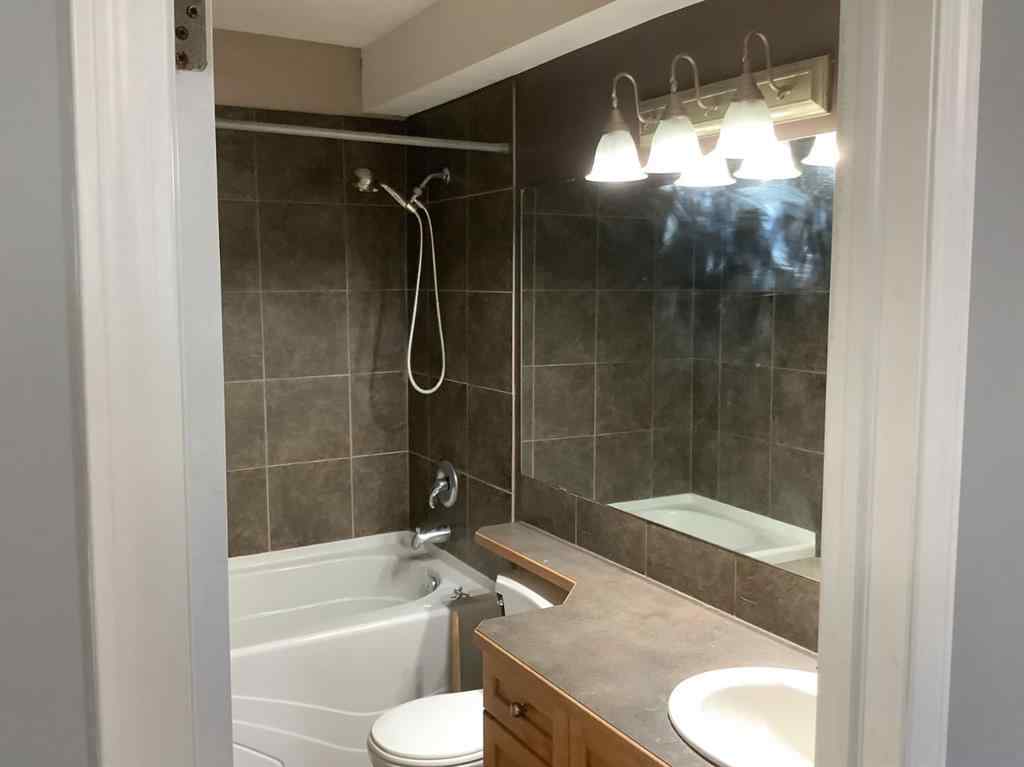 MLS® A2259216 - 25 Ironside Street  in Inglewood West Red Deer, Residential