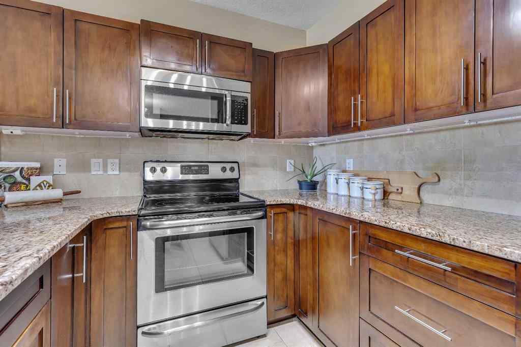 MLS® A2259217 - Unit #126 500 Rocky Vista Gardens NW in Rocky Ridge Calgary, Residential