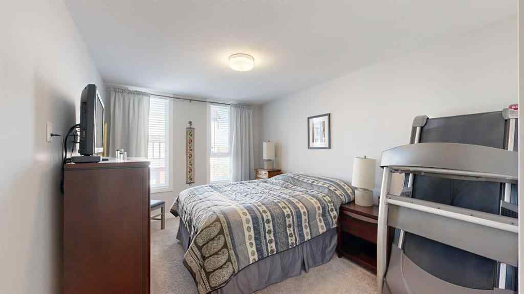 MLS® A2259218 - 102 Drake Landing Wynd  in Drake Landing Okotoks, Residential