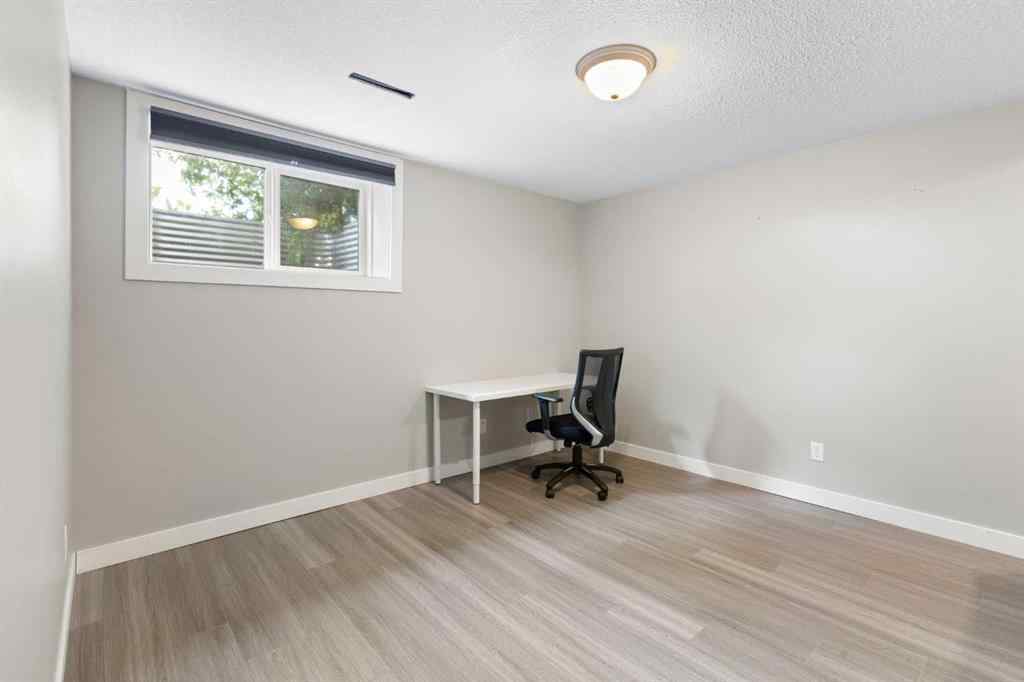 MLS® A2259235 - 173 Gordon Drive SW in Glamorgan Calgary, Residential