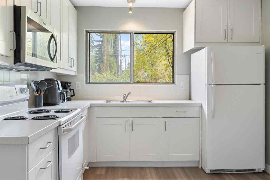 MLS® A2259235 - 173 Gordon Drive SW in Glamorgan Calgary, Residential
