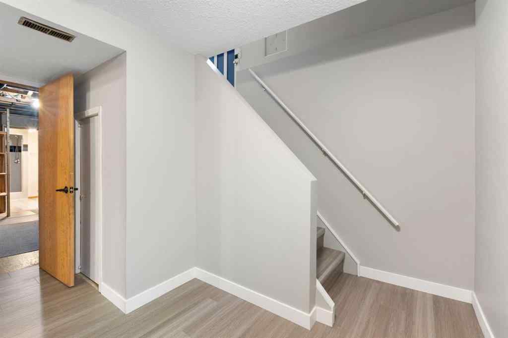 MLS® A2259235 - 173 Gordon Drive SW in Glamorgan Calgary, Residential