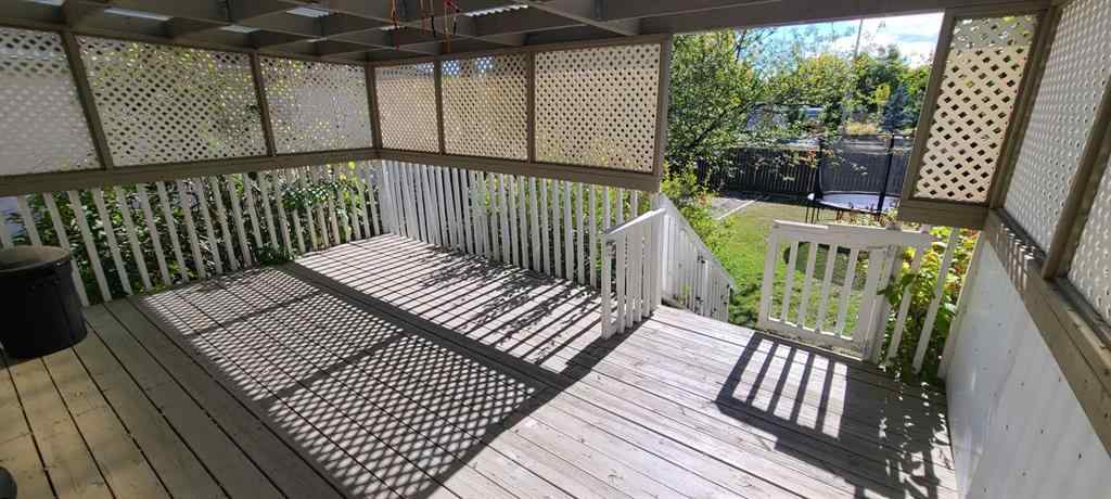 MLS® A2259238 - 337 Ojibwa Place W in Indian Battle Heights Lethbridge, Residential