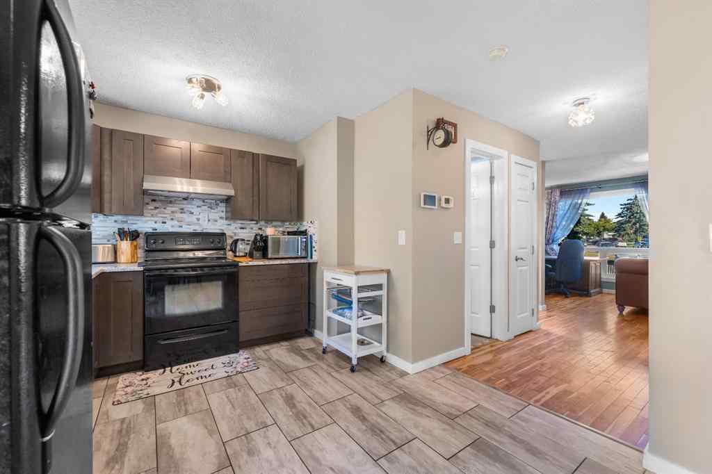 MLS® A2259240 - 62 Fonda Crescent SE in Forest Heights Calgary, Residential