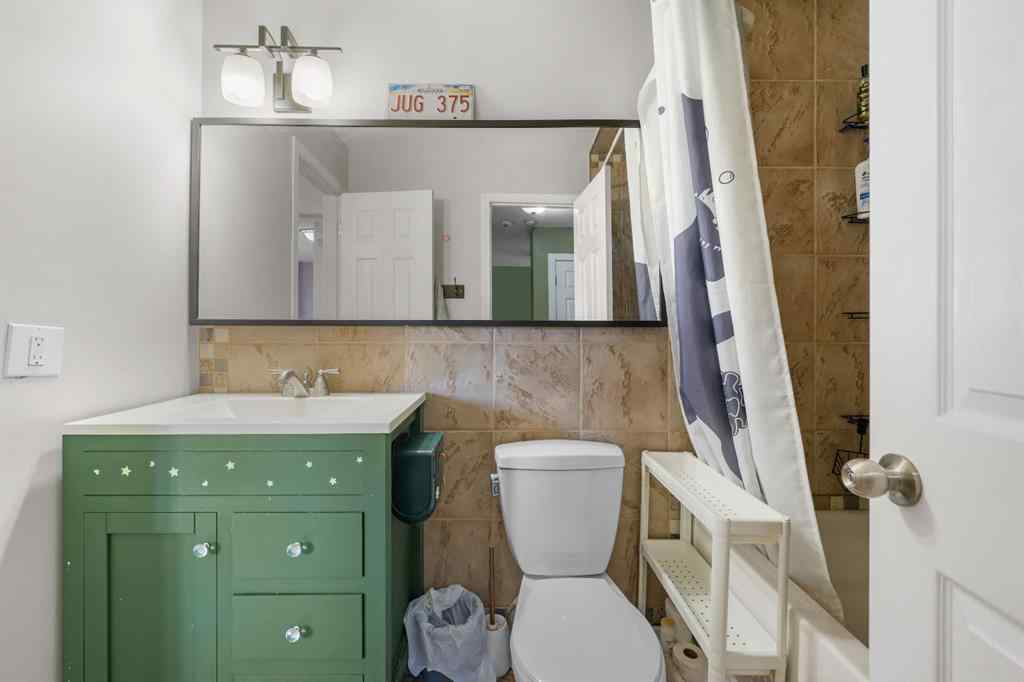 MLS® A2259240 - 62 Fonda Crescent SE in Forest Heights Calgary, Residential