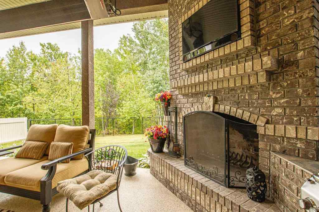 MLS® A2259249 - 7021 102 Street  in Mission Heights Grande Prairie, Residential