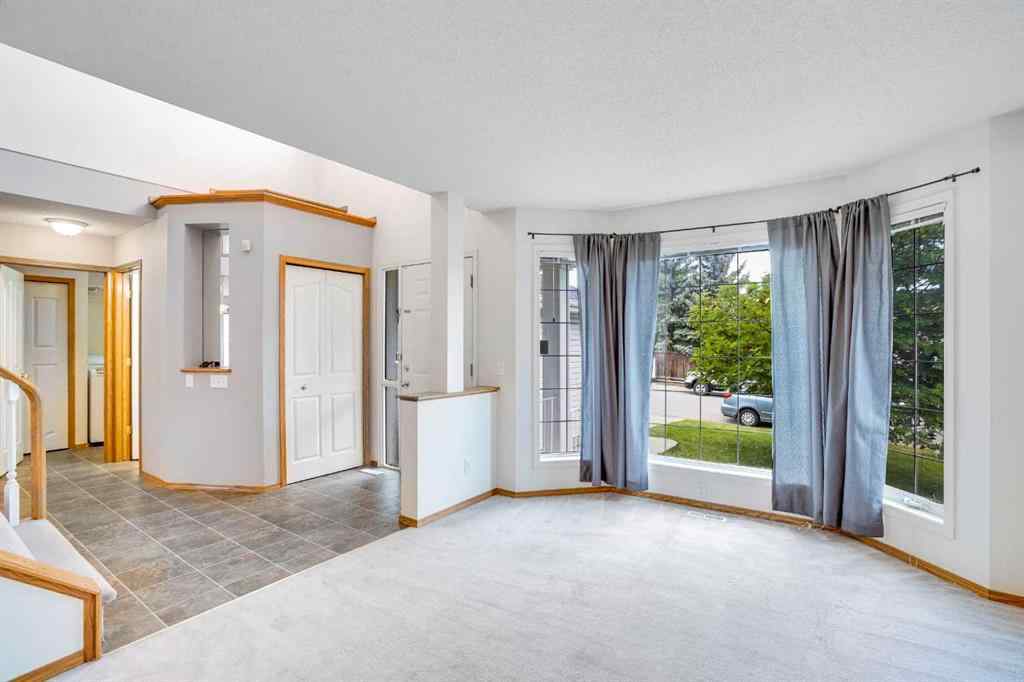 MLS® A2259251 - 82 Edgevalley Close NW in Edgemont Calgary, Residential