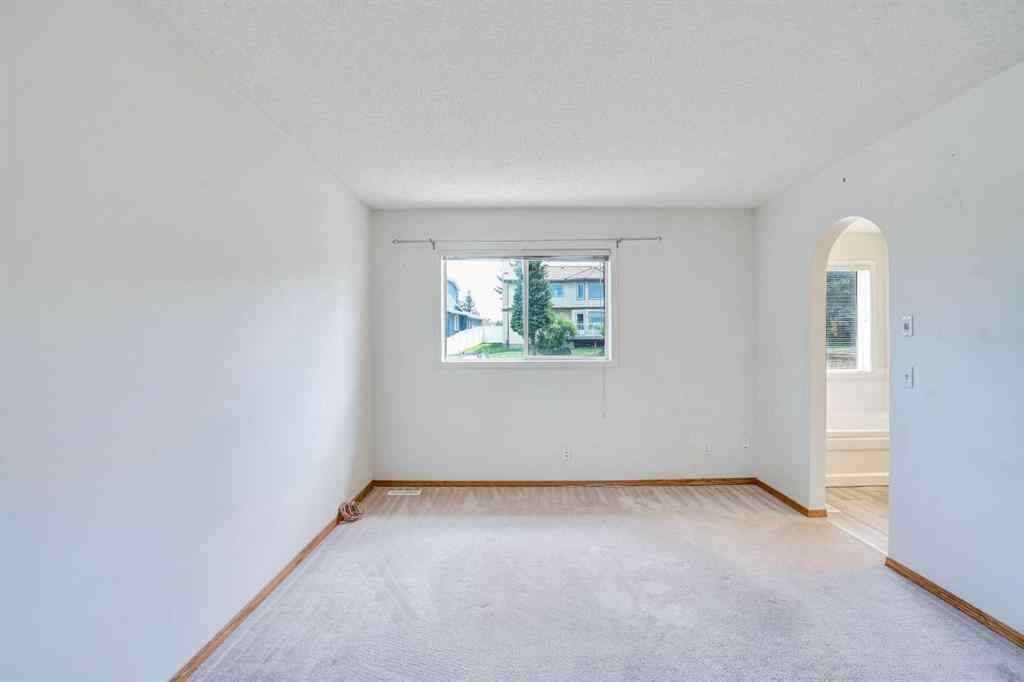 MLS® A2259251 - 82 Edgevalley Close NW in Edgemont Calgary, Residential