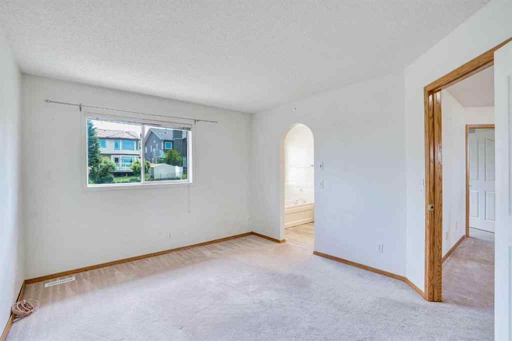 MLS® A2259251 - 82 Edgevalley Close NW in Edgemont Calgary, Residential