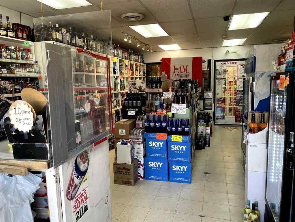 MLS® A2259253 - Unit #123 123 Centre Street NE in Tuxedo Park Calgary, Commercial