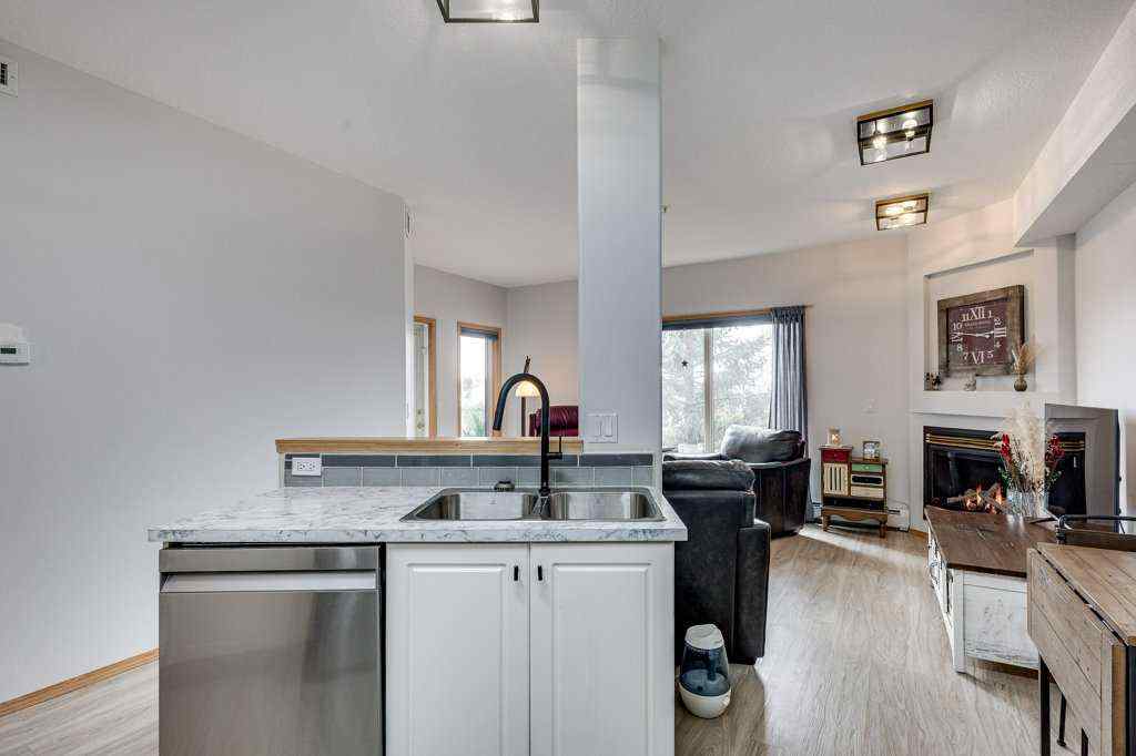MLS® A2259255 - Unit #304 5300 48 Street  in Downtown Red Deer Red Deer, Residential