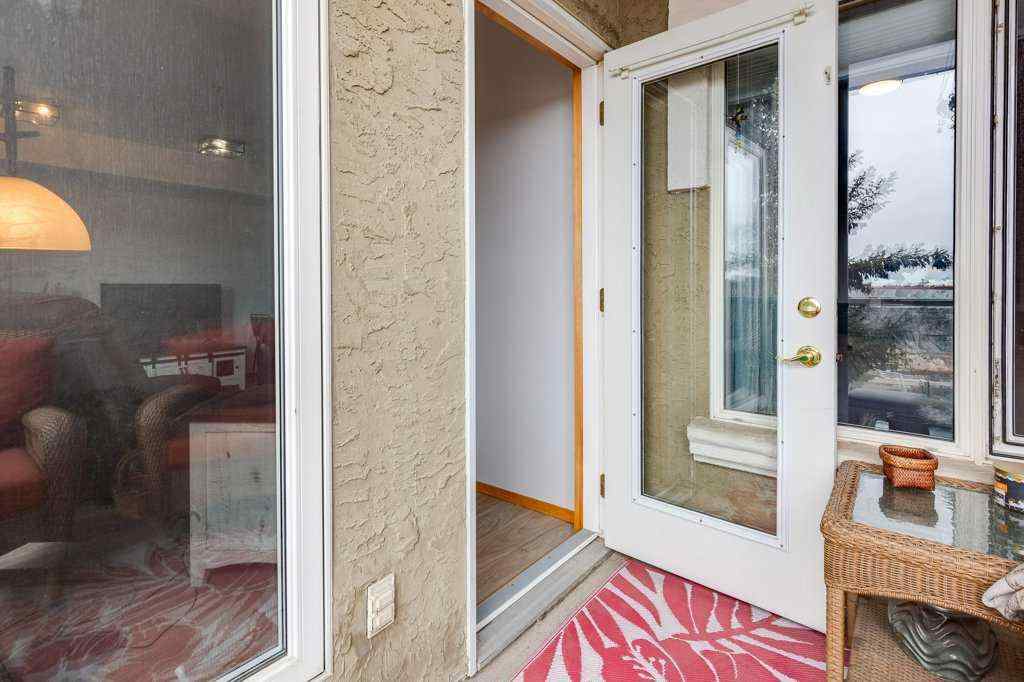 MLS® A2259255 - Unit #304 5300 48 Street  in Downtown Red Deer Red Deer, Residential