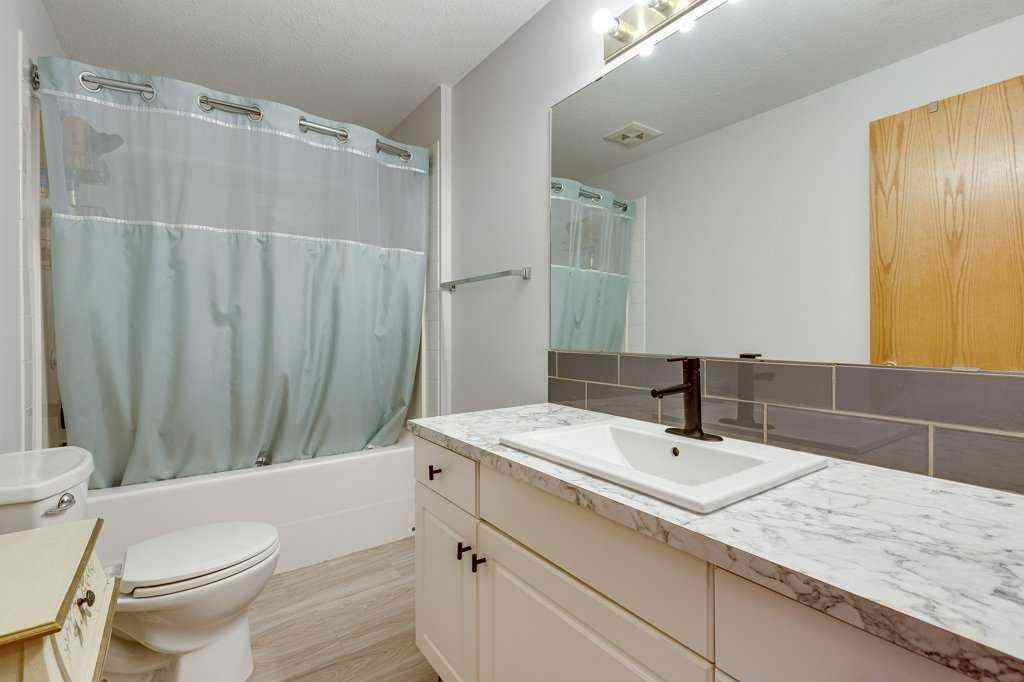MLS® A2259255 - Unit #304 5300 48 Street  in Downtown Red Deer Red Deer, Residential