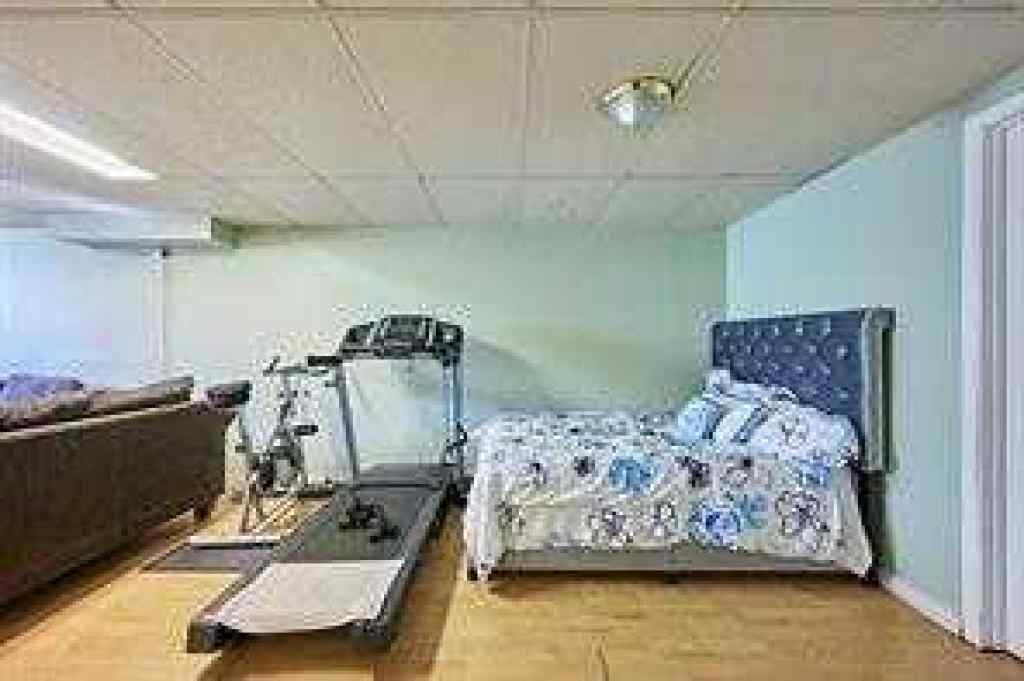 MLS® A2259256 - 47 Doverglen Crescent SE in Dover Calgary, Residential