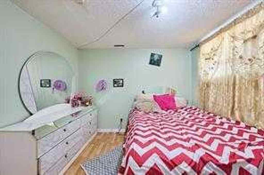 MLS® A2259256 - 47 Doverglen Crescent SE in Dover Calgary, Residential