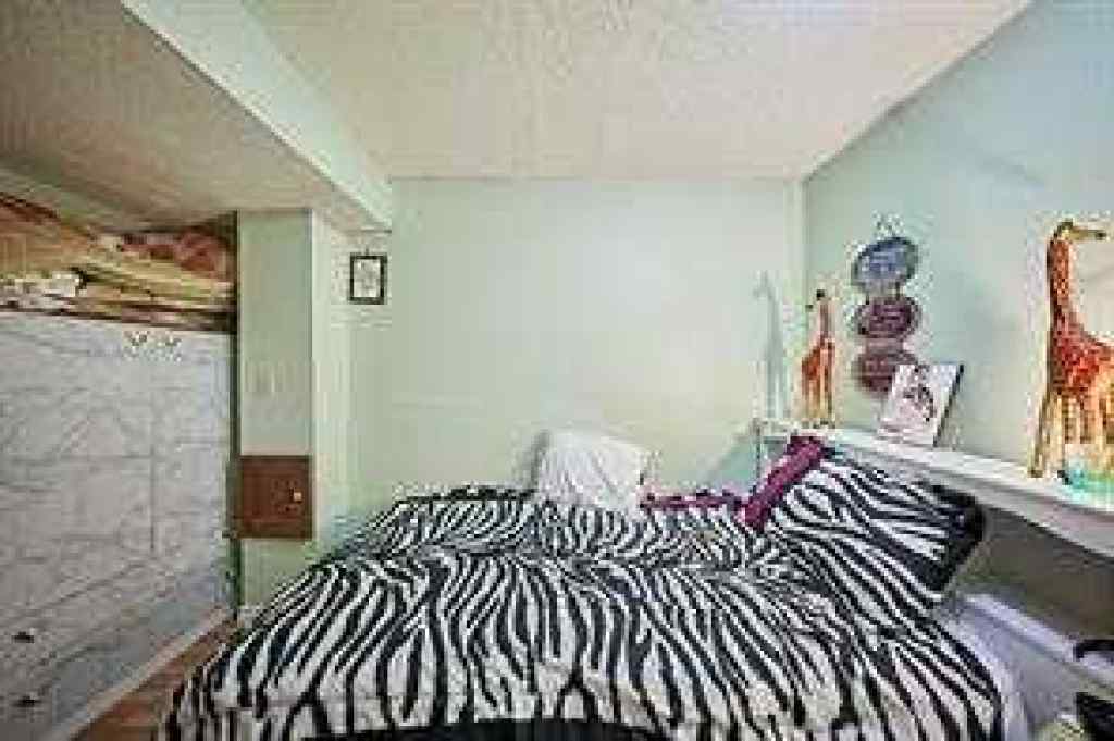 MLS® A2259256 - 47 Doverglen Crescent SE in Dover Calgary, Residential