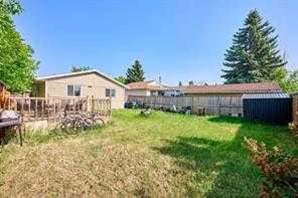 MLS® A2259256 - 47 Doverglen Crescent SE in Dover Calgary, Residential