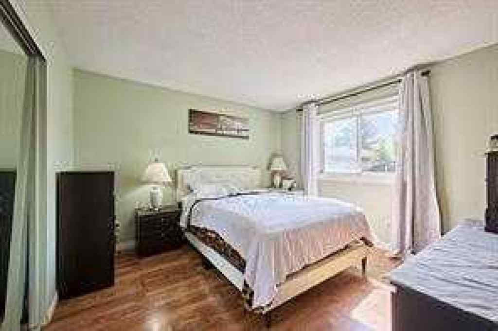 MLS® A2259256 - 47 Doverglen Crescent SE in Dover Calgary, Residential