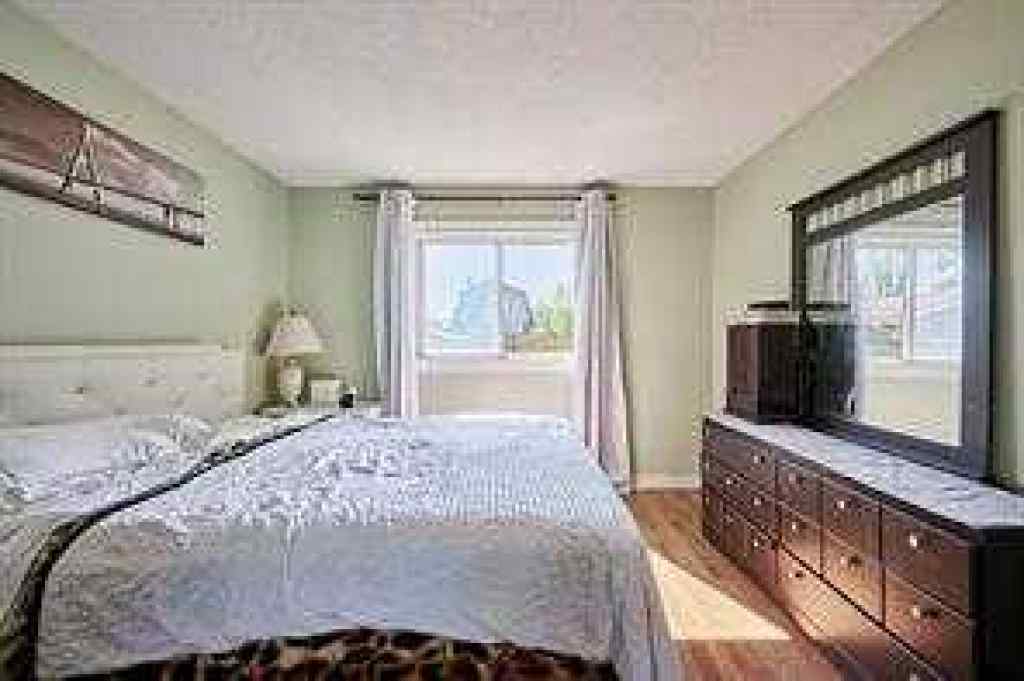 MLS® A2259256 - 47 Doverglen Crescent SE in Dover Calgary, Residential