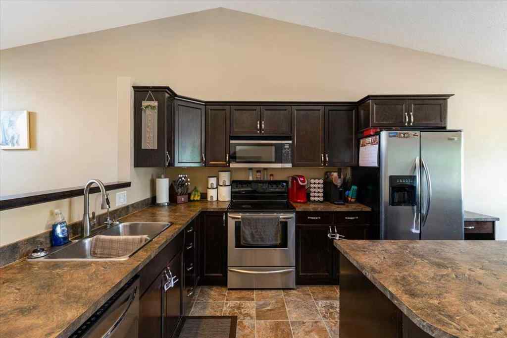 MLS® A2259258 - 8526 69 Avenue  in Signature Falls Grande Prairie, Residential